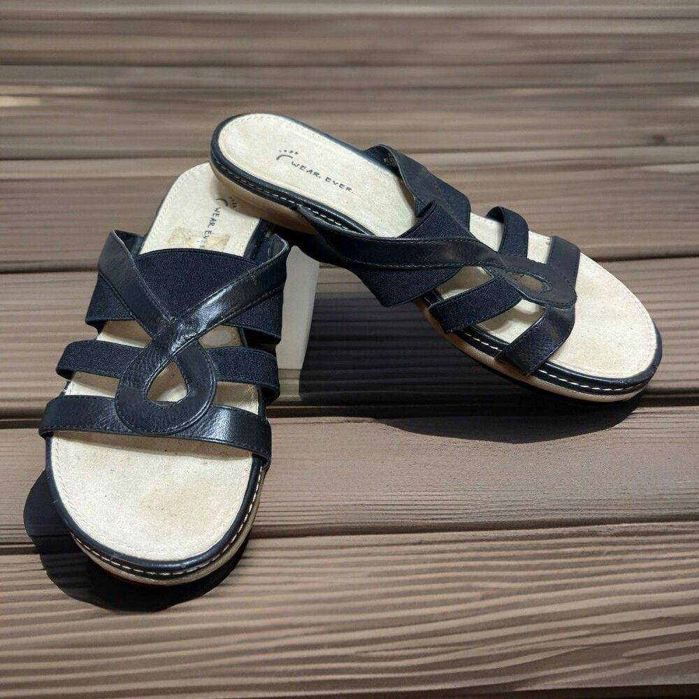 Bare Traps Wearever Vegan Leather Flat Sandals 7.5 M Black Strappy Beach Cruise